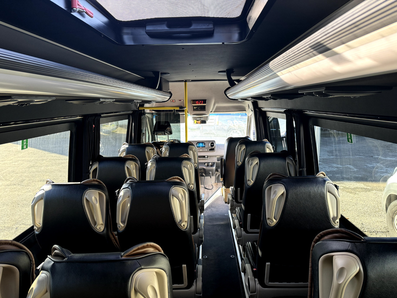 Mercedes-Benz Sprinter 517 - Minibus, Furgão de passageiros: foto 4 Mercedes-Benz Sprinter 517 - Minibus, Furgão de passageiros: foto 4