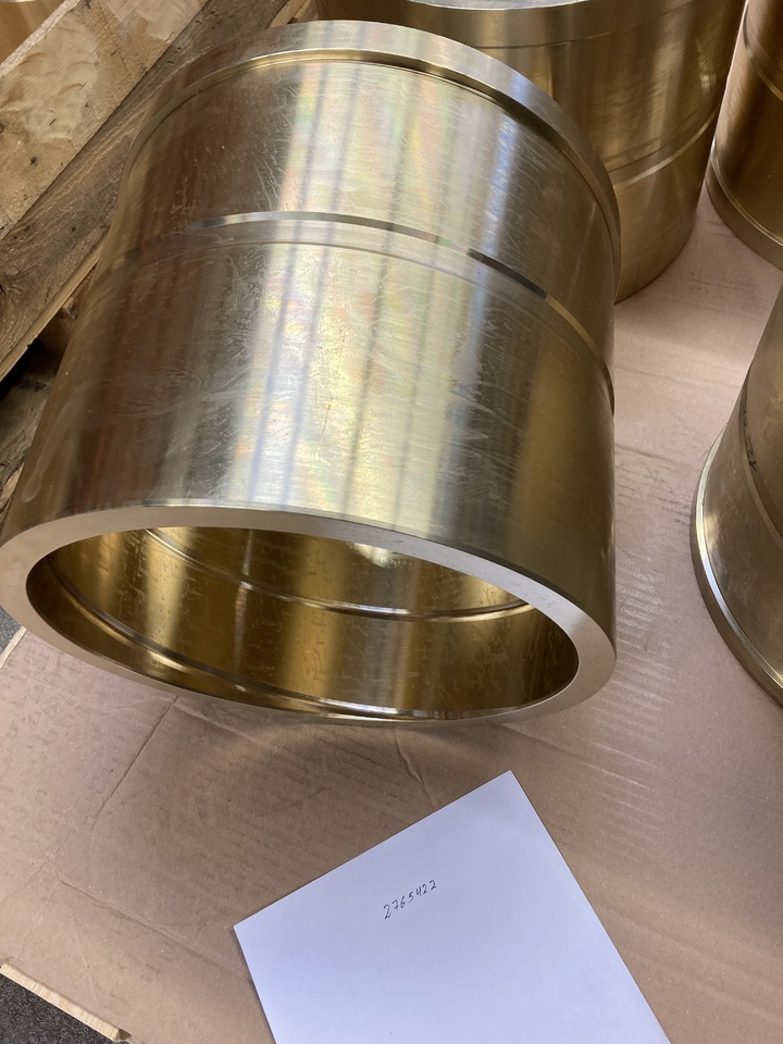 O&K Terex RH120E 6030 Bushings 2415672 1468417 475-3519 2766870 1468418 471-1968 2766962 1468419 471-1969 2765422 1468729 473-2041 - Peça de reposição por Camião: foto 2 O&K Terex RH120E 6030 Bushings 2415672 1468417 475-3519 2766870 1468418 471-1968 2766962 1468419 471-1969 2765422 1468729 473-2041 - Peça de reposição por Camião: foto 2