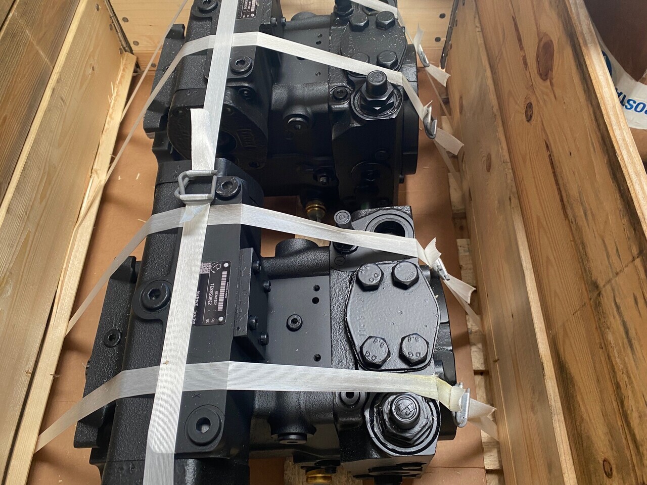 O&K Terex RH90 6018 Swing pump 3748756 4235712 471-5739 20R-2030 - Peça de reposição: foto 1 O&K Terex RH90 6018 Swing pump 3748756 4235712 471-5739 20R-2030 - Peça de reposição: foto 1