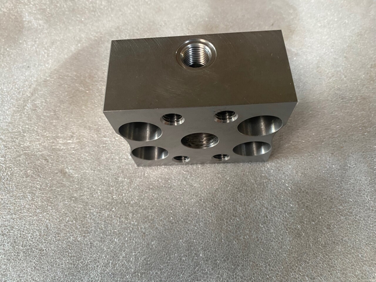 O&K Terex RH90 Flange 1754496 4018570 509-4542 - Peça de reposição: foto 2 O&K Terex RH90 Flange 1754496 4018570 509-4542 - Peça de reposição: foto 2