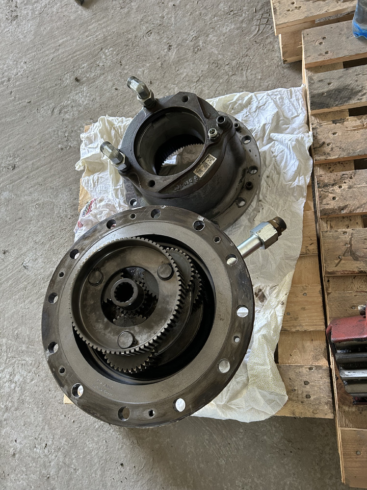 Liebherr SAT 225/218 - Motor de giro por Escavadeira de rodas: foto 4 Liebherr SAT 225/218 - Motor de giro por Escavadeira de rodas: foto 4