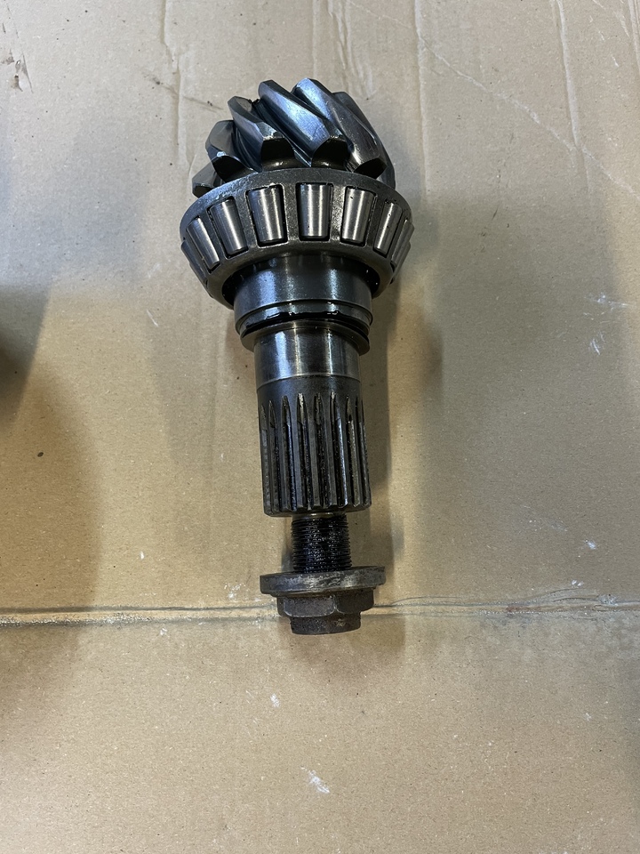 NEW HOLLAND MH PLUS - Diferencial por Escavadeira de rodas: foto 4 NEW HOLLAND MH PLUS - Diferencial por Escavadeira de rodas: foto 4