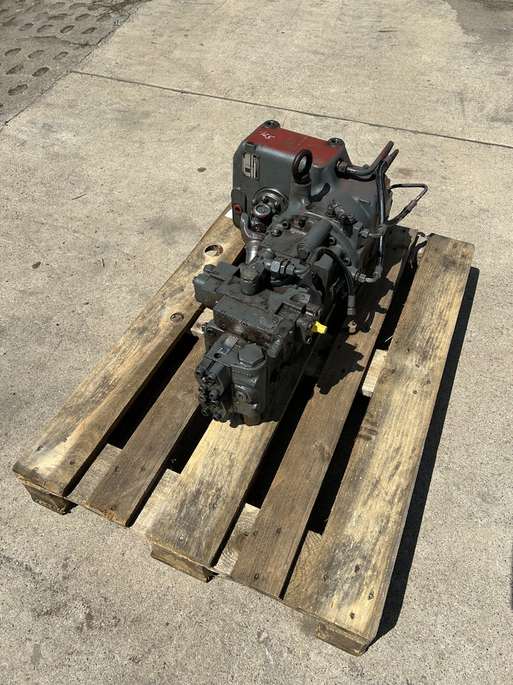 ZF 2HL 100, LIEBHERR 904B - Caixa de velocidade por Escavadeira: foto 4 ZF 2HL 100, LIEBHERR 904B - Caixa de velocidade por Escavadeira: foto 4