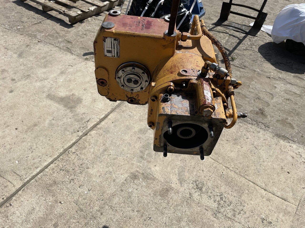 ZF 2HL-100 Z koparki LIEBHERR - Caixa de velocidade: foto 1 ZF 2HL-100 Z koparki LIEBHERR - Caixa de velocidade: foto 1