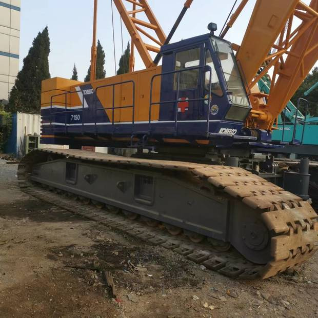 2005 KOBELCO 7150 - Guindaste sobre esteiras: foto 4 2005 KOBELCO 7150 - Guindaste sobre esteiras: foto 4