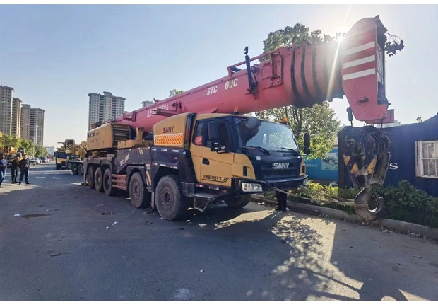 2018 Sany STC1000C - Grua móvel: foto 1 2018 Sany STC1000C - Grua móvel: foto 1