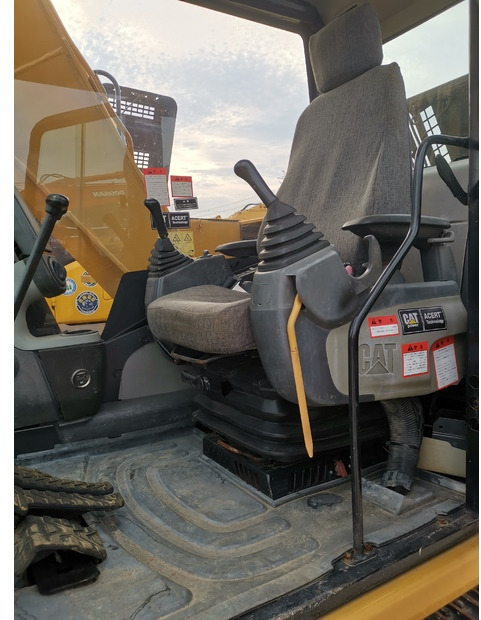 2020 Caterpillar 312D2 - Escavadora de rastos: foto 5 2020 Caterpillar 312D2 - Escavadora de rastos: foto 5