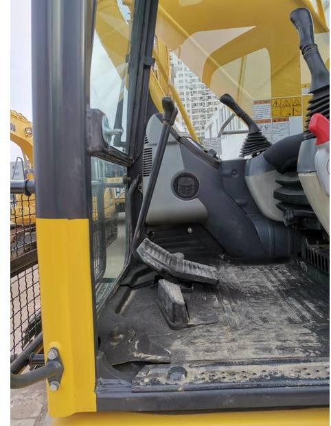 2020 Komatsu PC240LC-8 - Escavadora de rastos: foto 5 2020 Komatsu PC240LC-8 - Escavadora de rastos: foto 5