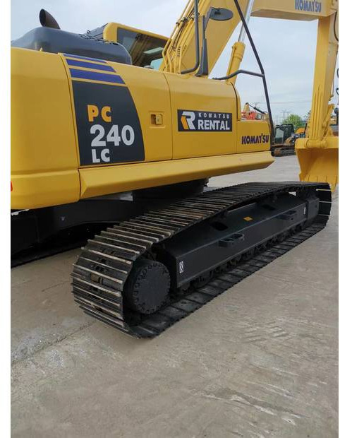2020 Komatsu PC240LC-8 - Escavadora de rastos: foto 4 2020 Komatsu PC240LC-8 - Escavadora de rastos: foto 4