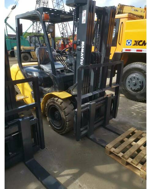 2021 Komatsu FD30-17 - Empilhadeira: foto 4 2021 Komatsu FD30-17 - Empilhadeira: foto 4