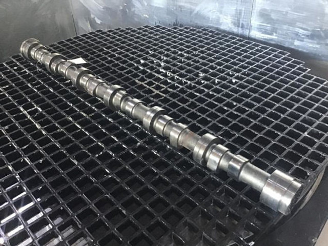 Liebherr Camshaft - Árvore de cames: foto 1 Liebherr Camshaft - Árvore de cames: foto 1