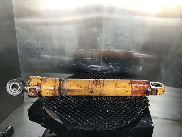 Cilindro hidráulico Liebherr Cylinder: foto 6