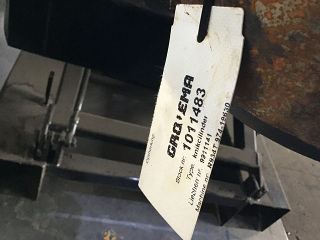 Cilindro hidráulico Liebherr Cylinder: foto 13