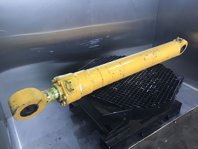 Cilindro hidráulico Liebherr Cylinder: foto 9