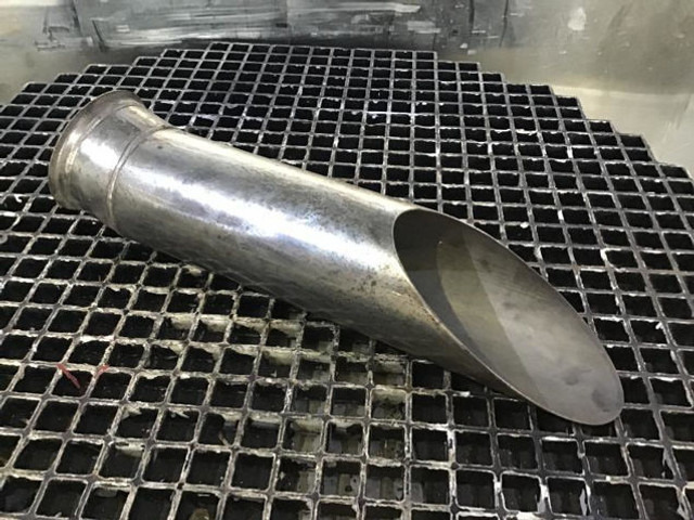 Tubo de escape Liebherr Exhaust: foto 6