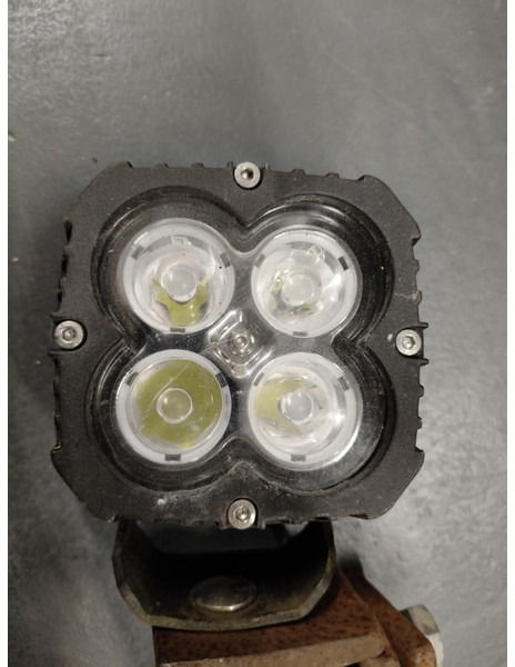 Liebherr Floodlight - Farol dianteira: foto 1 Liebherr Floodlight - Farol dianteira: foto 1