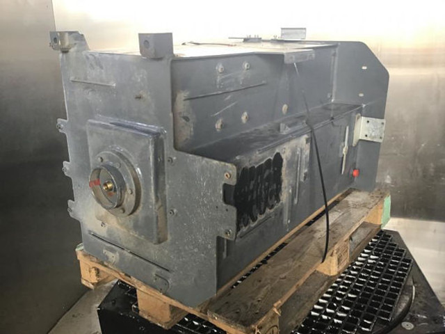Tanque de combustível Liebherr Fuel Tank: foto 8