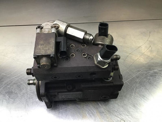 Liebherr High Pressure Pump - Bomba de combustivel: foto 3 Liebherr High Pressure Pump - Bomba de combustivel: foto 3