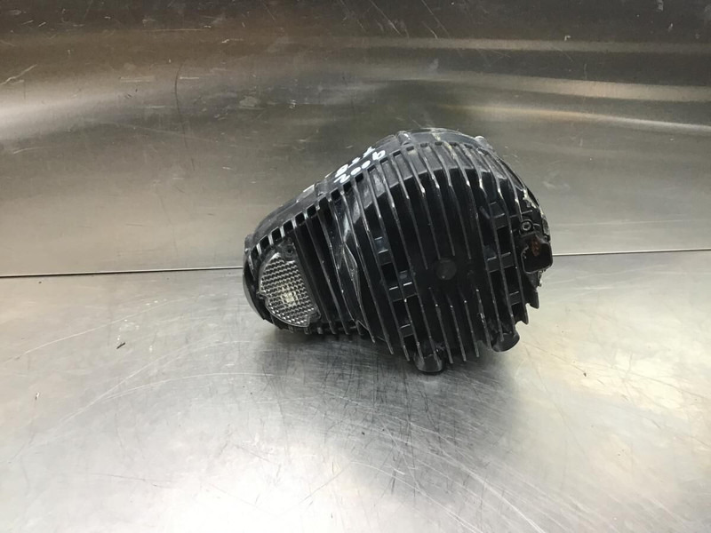 Liebherr - Farol dianteira: foto 1 Liebherr - Farol dianteira: foto 1