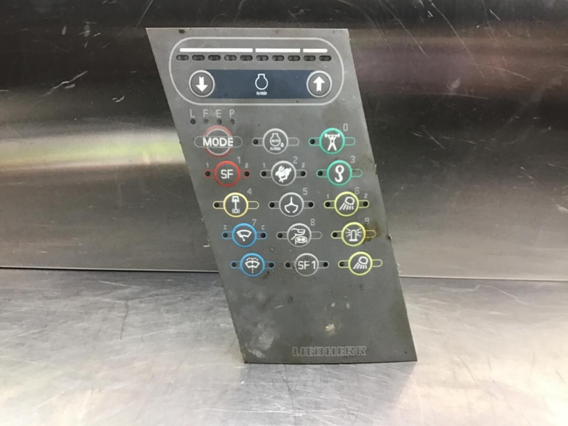 Liebherr Keyboard - Painel de instrumentos: foto 2 Liebherr Keyboard - Painel de instrumentos: foto 2