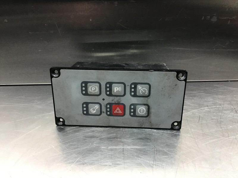 Liebherr Keyboard - Painel de instrumentos: foto 1 Liebherr Keyboard - Painel de instrumentos: foto 1