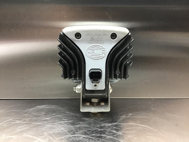 Liebherr L574 - Farol dianteira: foto 2 Liebherr L574 - Farol dianteira: foto 2