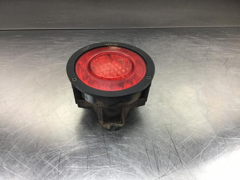 Liebherr LH35 M / LH50 M / LH40 M / LH50 MHR / LH35 MT - Farol traseiros: foto 1 Liebherr LH35 M / LH50 M / LH40 M / LH50 MHR / LH35 MT - Farol traseiros: foto 1