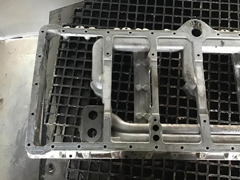 Liebherr Ladder Type Frame - Cabine e interior: foto 3 Liebherr Ladder Type Frame - Cabine e interior: foto 3