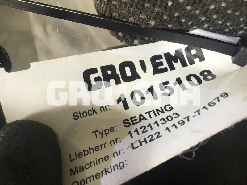 Liebherr R926 COMP / R946 LC / R946 LC-V / R946 NLC / R946 S-HD / R950 / R950 LC-V / R950 S-HD / R922 LC / R926 LC / R920 LC / R920 NLC / - Banco: foto 3 Liebherr R926 COMP / R946 LC / R946 LC-V / R946 NLC / R946 S-HD / R950 / R950 LC-V / R950 S-HD / R922 LC / R926 LC / R920 LC / R920 NLC / - Banco: foto 3