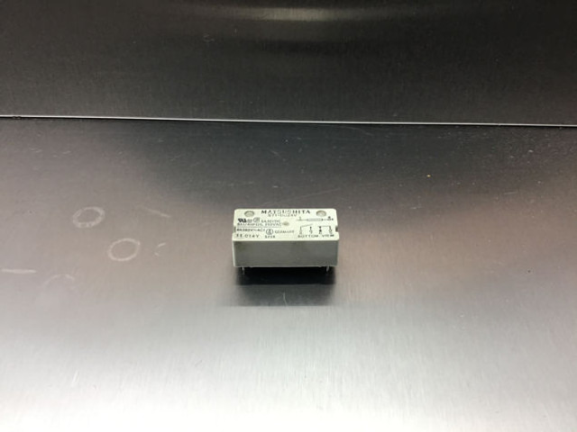 Liebherr Relay - Relé: foto 1 Liebherr Relay - Relé: foto 1