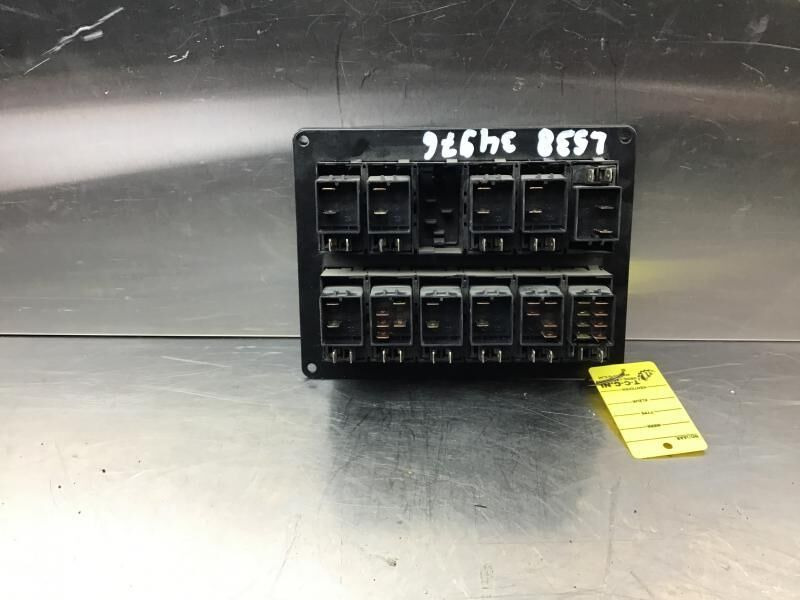 Liebherr Switch Instalation - Painel de instrumentos: foto 2 Liebherr Switch Instalation - Painel de instrumentos: foto 2