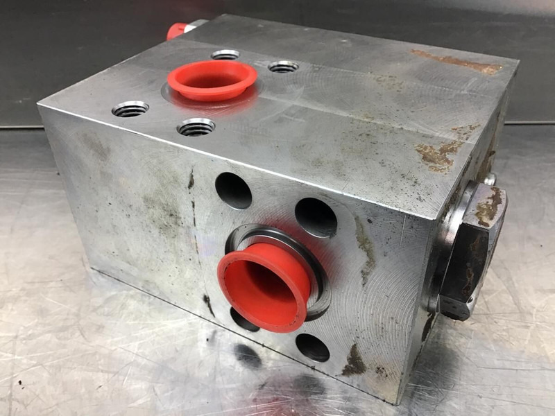 Liebherr Valve - Hidráulica: foto 2 Liebherr Valve - Hidráulica: foto 2