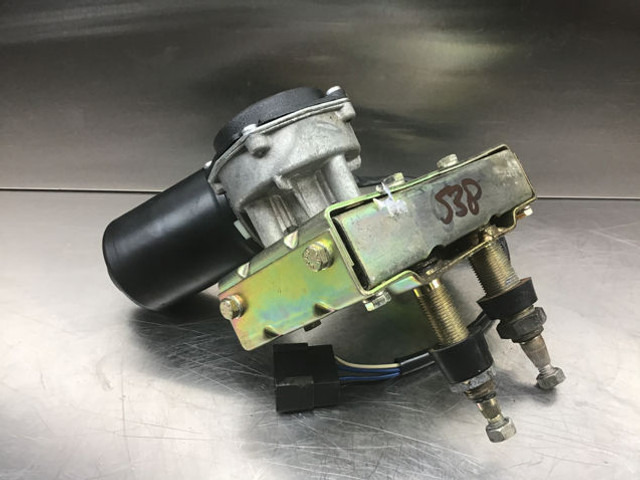 Liebherr Wiper Motor - Limpador de pára-brisa: foto 3 Liebherr Wiper Motor - Limpador de pára-brisa: foto 3