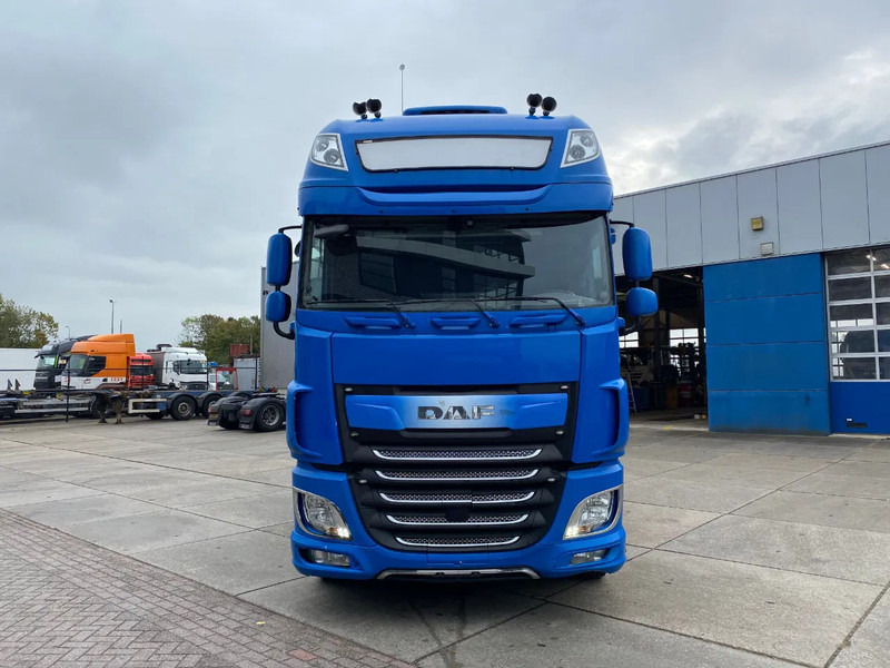 DAF XF 106.480 SSC / Full spoilers / Retarder / Stand Airco / Hydraulic - Tractor: foto 2 DAF XF 106.480 SSC / Full spoilers / Retarder / Stand Airco / Hydraulic - Tractor: foto 2