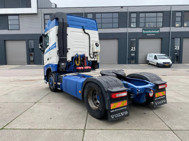 Volvo FH 13.420 Globetrotter / ADR / Stand Airco - Tractor: foto 4 Volvo FH 13.420 Globetrotter / ADR / Stand Airco - Tractor: foto 4