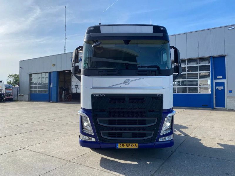 Volvo FH 13.460 Globetrotter / I-Save - Tractor: foto 2 Volvo FH 13.460 Globetrotter / I-Save - Tractor: foto 2