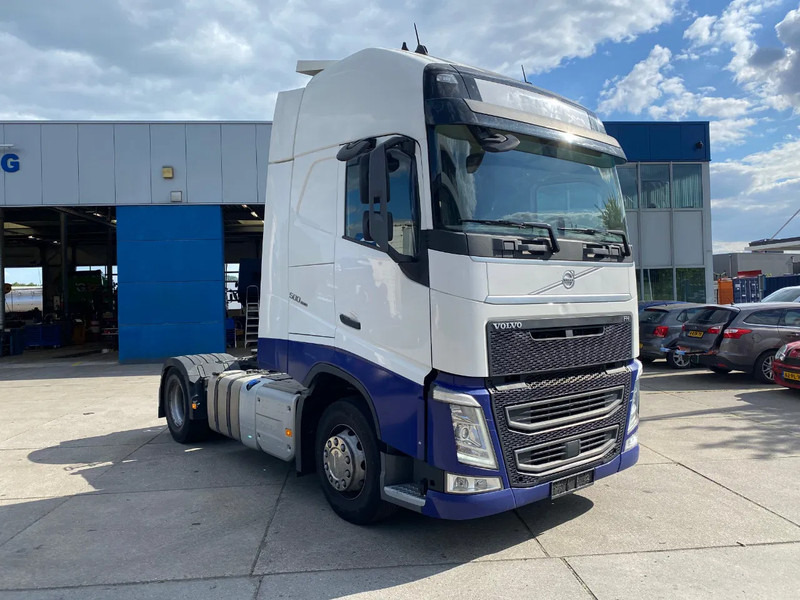 Volvo FH 13.500 Globetrotter XL / I-Park Cool / 2x Tank / Euro 6D - Tractor: foto 3 Volvo FH 13.500 Globetrotter XL / I-Park Cool / 2x Tank / Euro 6D - Tractor: foto 3