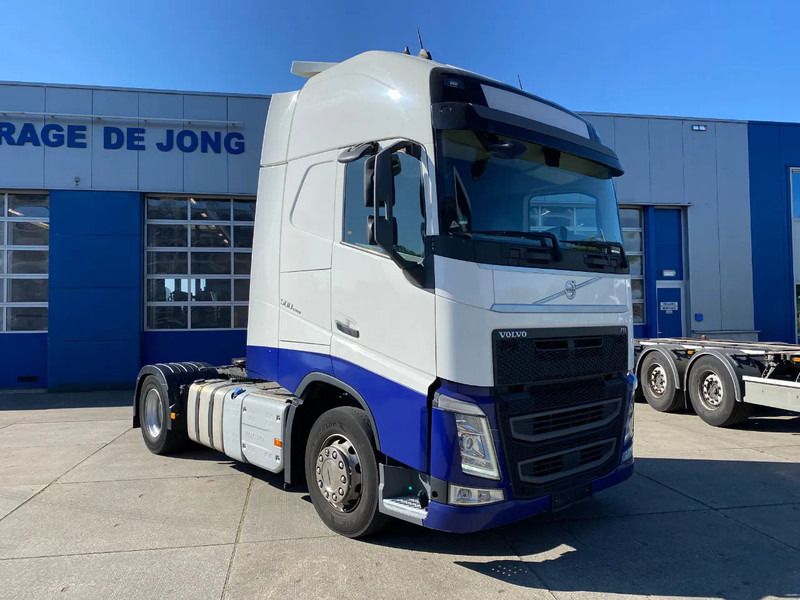 Volvo FH 13.500 Globetrotter XL / I-Park Cool / 2x Tank / Euro 6D - Tractor: foto 3 Volvo FH 13.500 Globetrotter XL / I-Park Cool / 2x Tank / Euro 6D - Tractor: foto 3