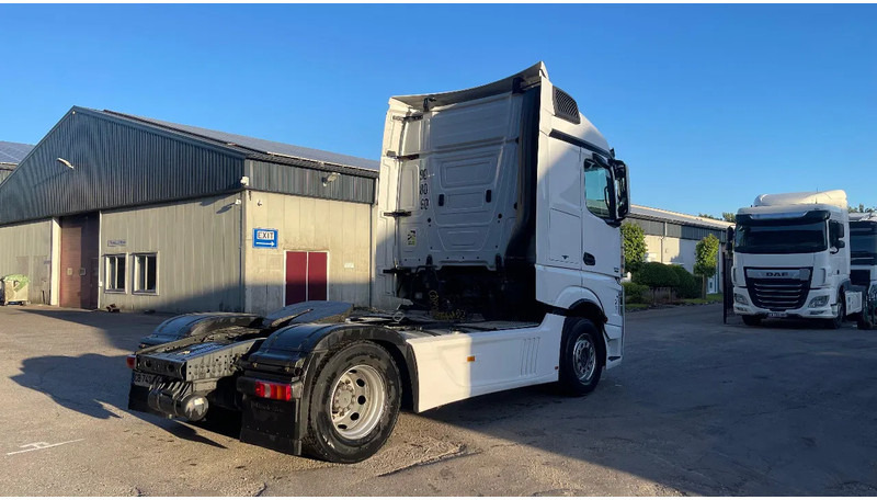 Mercedes-Benz Actros 1945 - Tractor: foto 5 Mercedes-Benz Actros 1945 - Tractor: foto 5