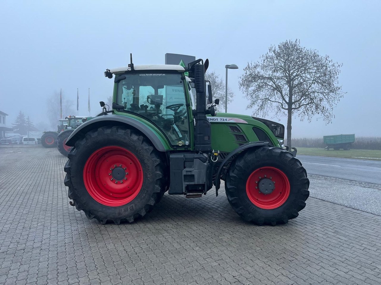 Fendt 724 Vario - Trator: foto 3 Fendt 724 Vario - Trator: foto 3