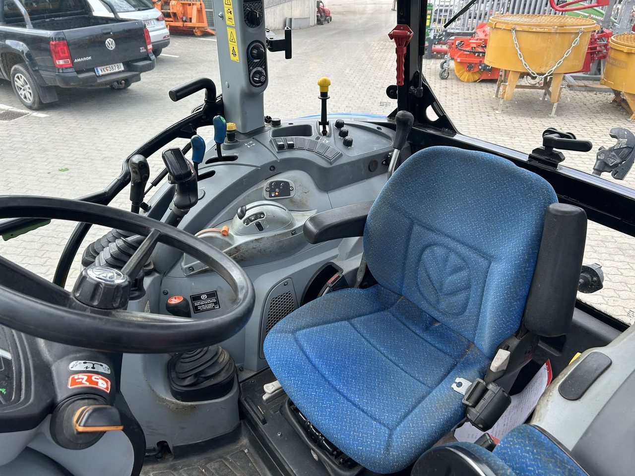 New Holland T4.105 - Trator: foto 5 New Holland T4.105 - Trator: foto 5