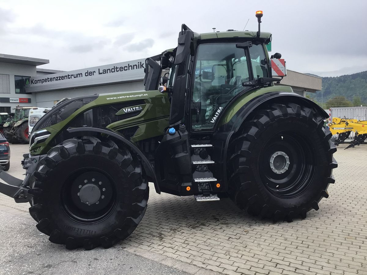 Valtra Q305 - Trator: foto 3 Valtra Q305 - Trator: foto 3