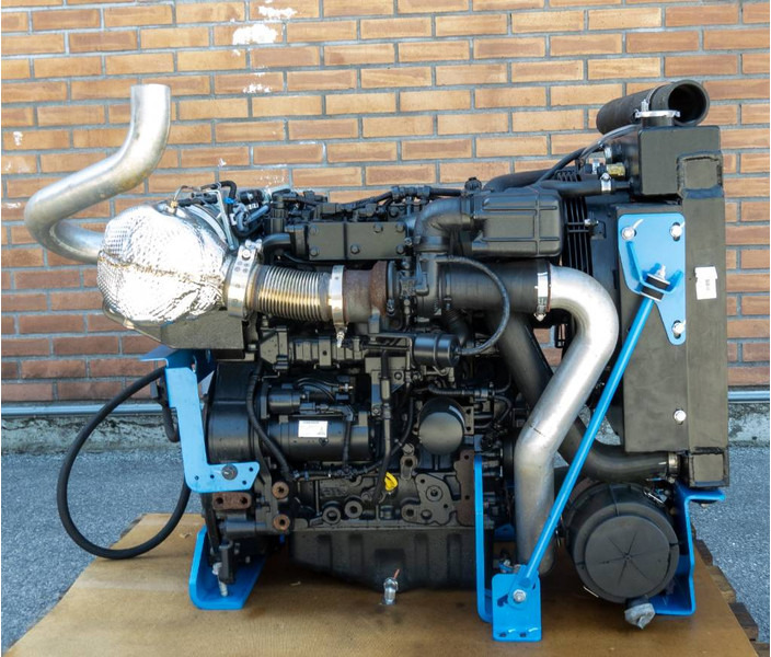 Deutz TD 2.2 L3 - Motor por Máquina de construção: foto 2 Deutz TD 2.2 L3 - Motor por Máquina de construção: foto 2