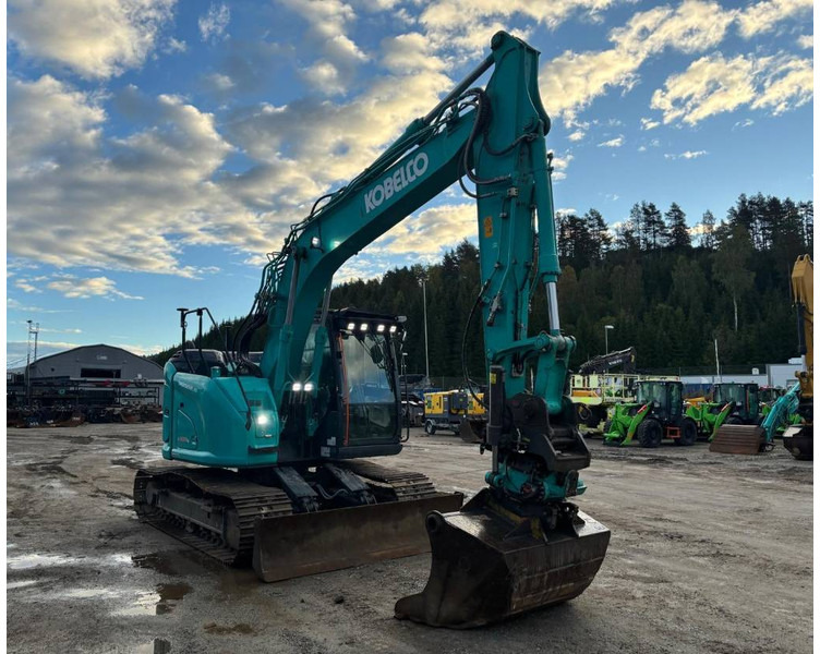 Kobelco SK 140 SRLC-7 - Escavadora de rastos: foto 2 Kobelco SK 140 SRLC-7 - Escavadora de rastos: foto 2