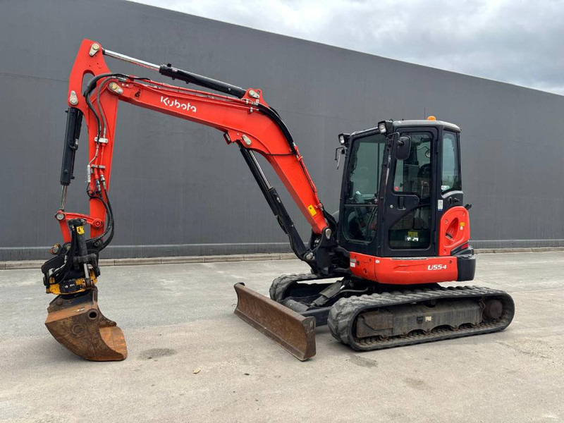 Kubota U 55-4 - Mini escavadeira: foto 1 Kubota U 55-4 - Mini escavadeira: foto 1
