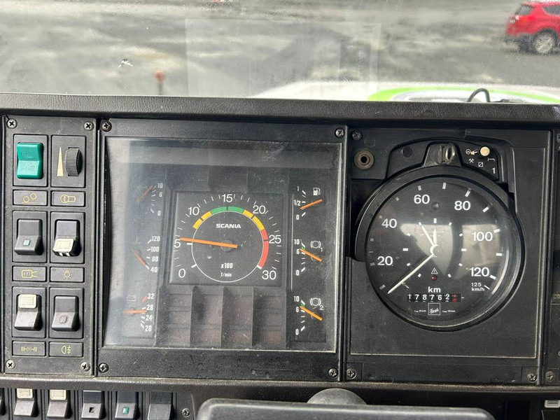 Scania T112 H 6X2 - Camião betoneira: foto 5 Scania T112 H 6X2 - Camião betoneira: foto 5