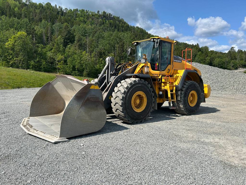 Volvo L 180 H - Pá carregadora de rodas: foto 1 Volvo L 180 H - Pá carregadora de rodas: foto 1
