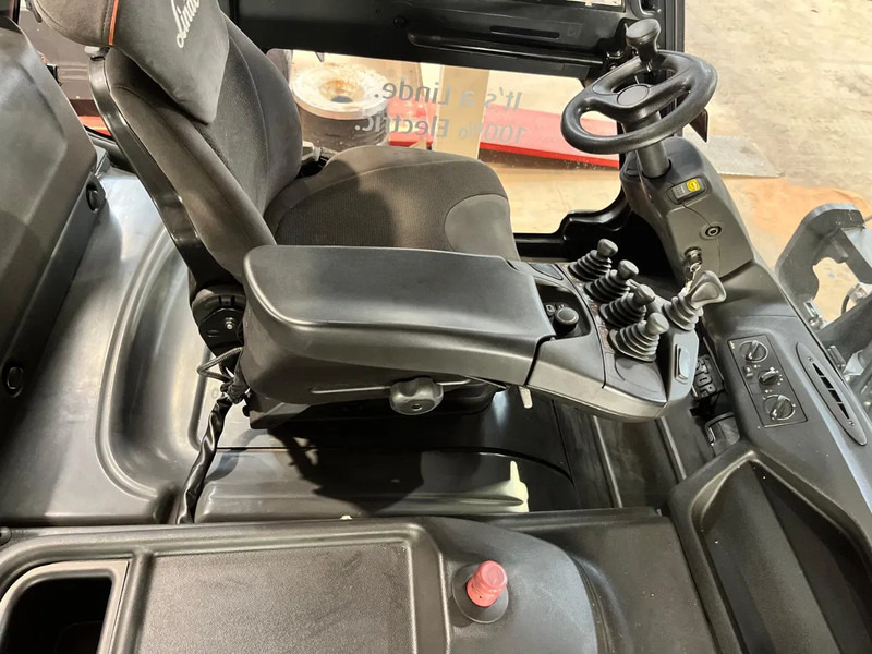 Empilhadeira elétrica Linde E150: foto 11 Empilhadeira elétrica Linde E150: foto 11