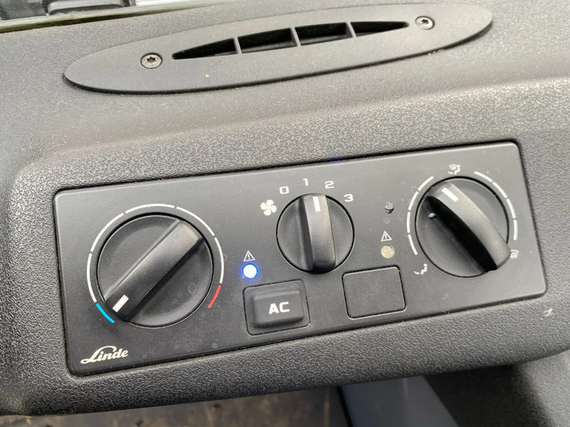 Empilhadeira elétrica Linde E150: foto 14 Empilhadeira elétrica Linde E150: foto 14