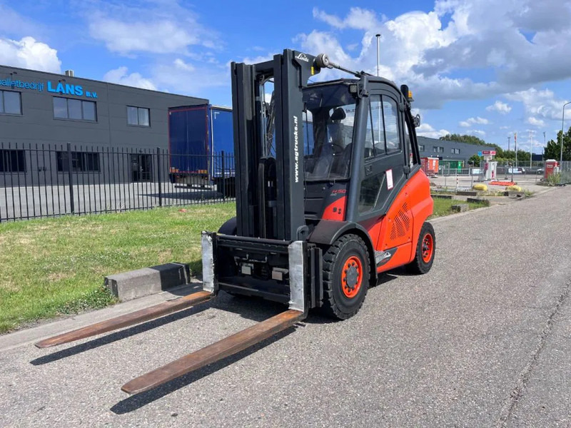 Linde H50T-02 - Empilhadeira a gás: foto 4 Linde H50T-02 - Empilhadeira a gás: foto 4